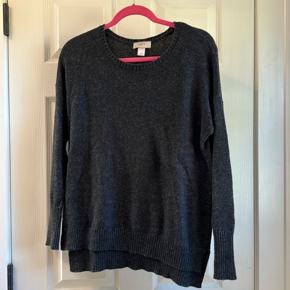 LOFT Sweaters - Loft Gray Sweater Size Medium